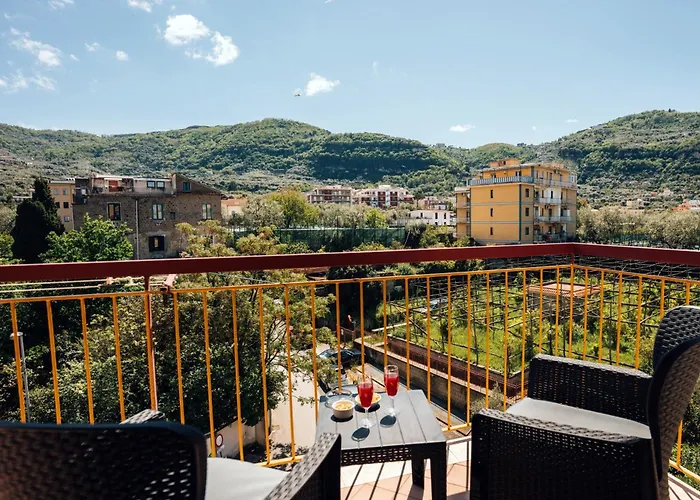 Mifra Casa de hóspedes 4*