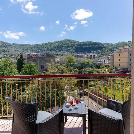 Mifra Konukevi Sorrento